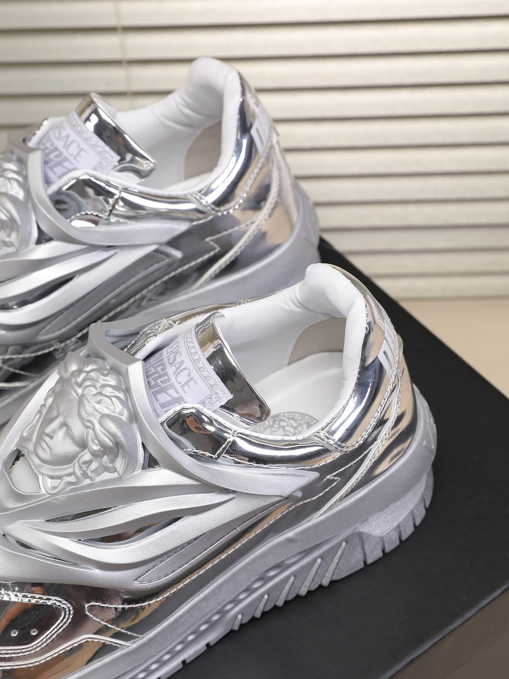 VS Sneakers 1825061911