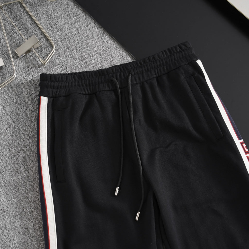 GUI Casual sports suit 1824102211
