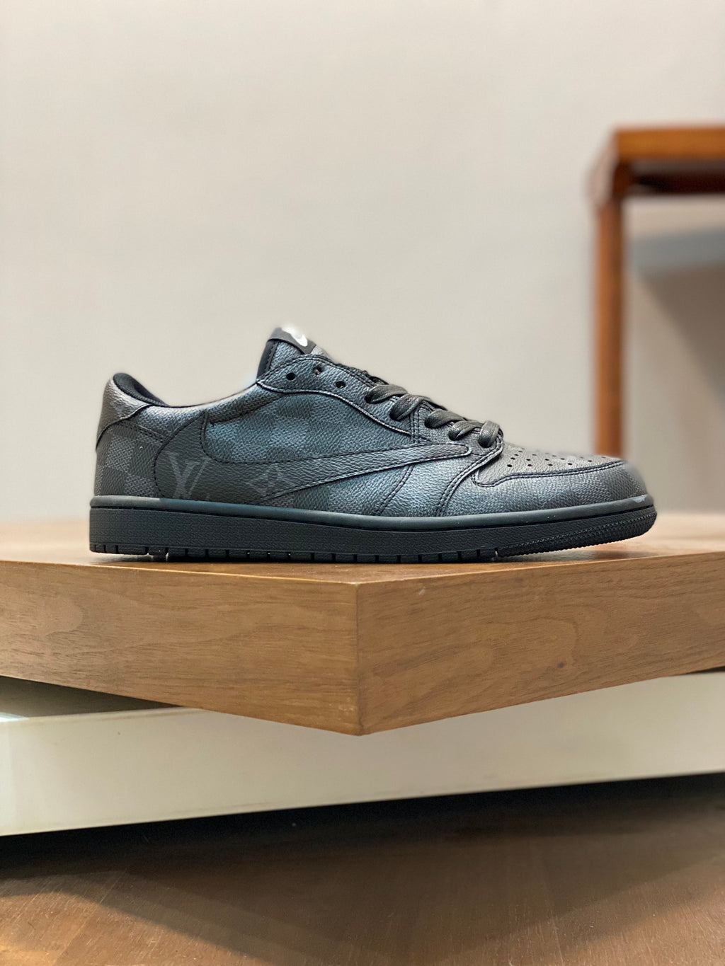 V&N Collaboration Sneakers 1826012307