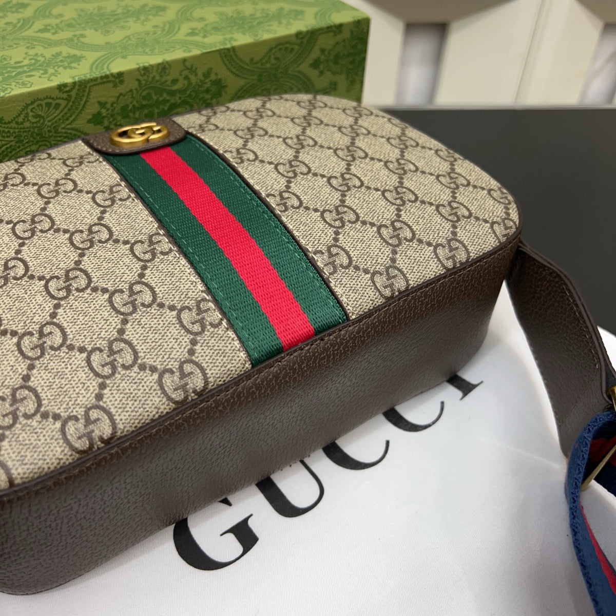GUI Ophidia shoulder bag 1825111308