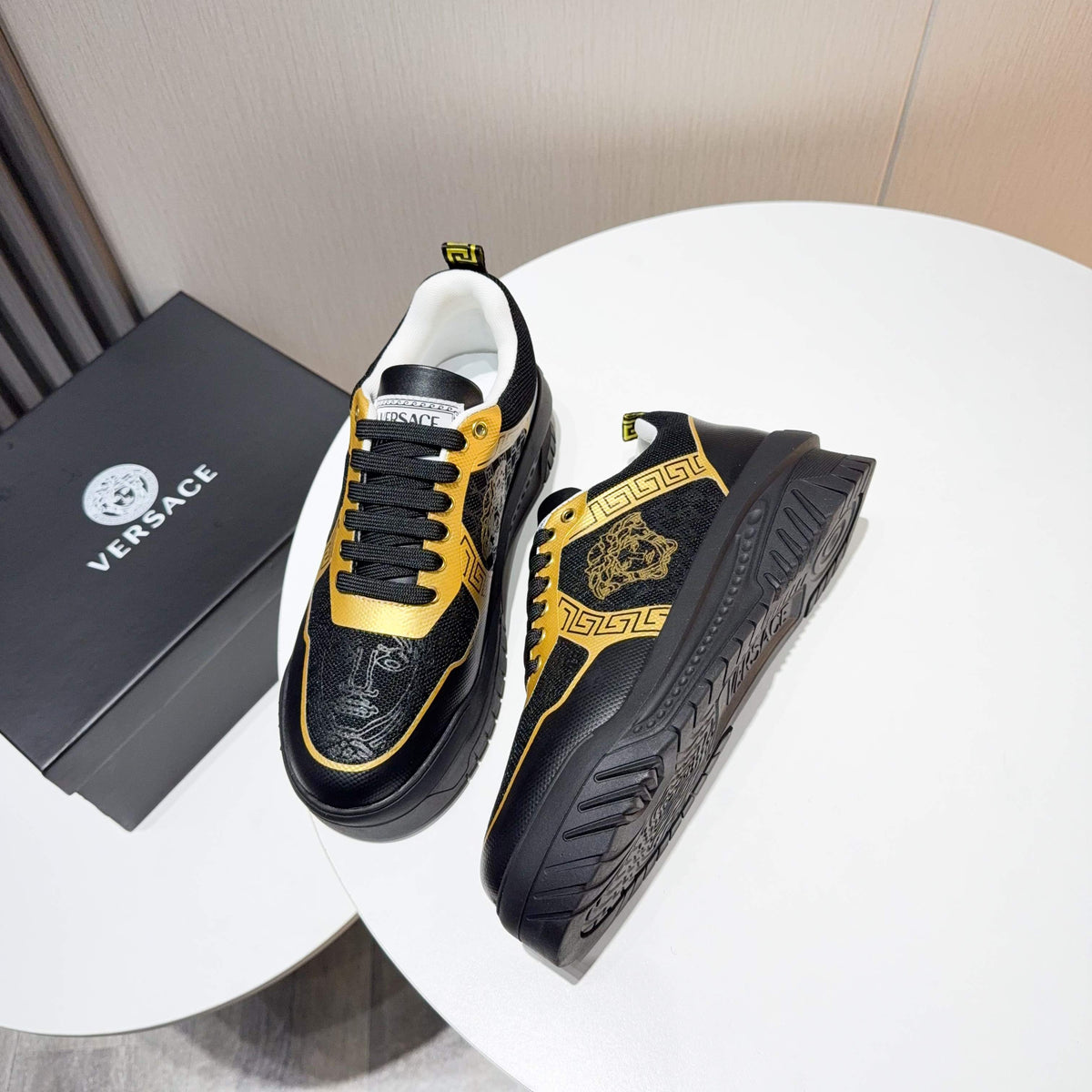 VS Sneakers 1826030902