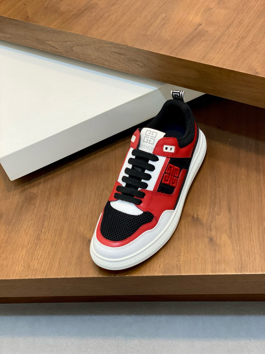 GIV sneakers 1826012801