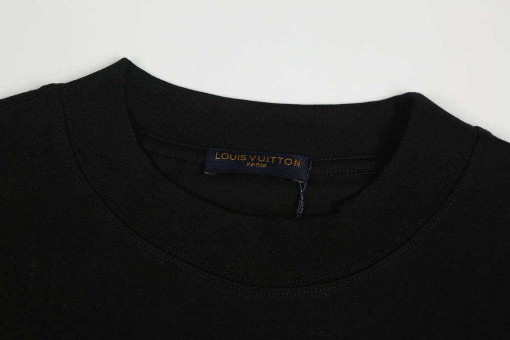 VV Unisex T-shirt 1825020609