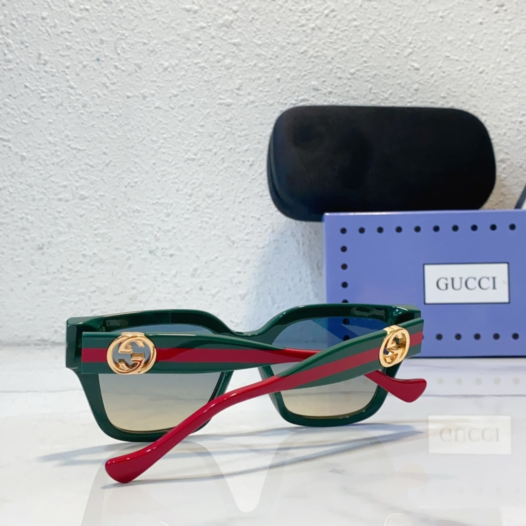 G Unisex Sunglasses 1824073101
