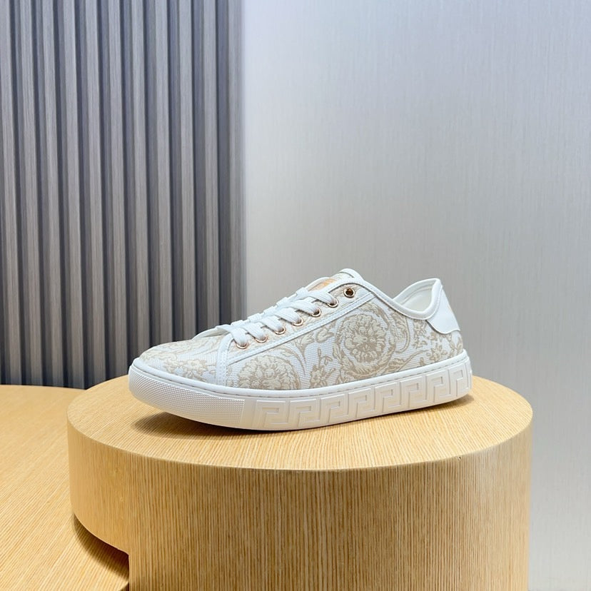 VS Barocco Greca Trainers 1825061913