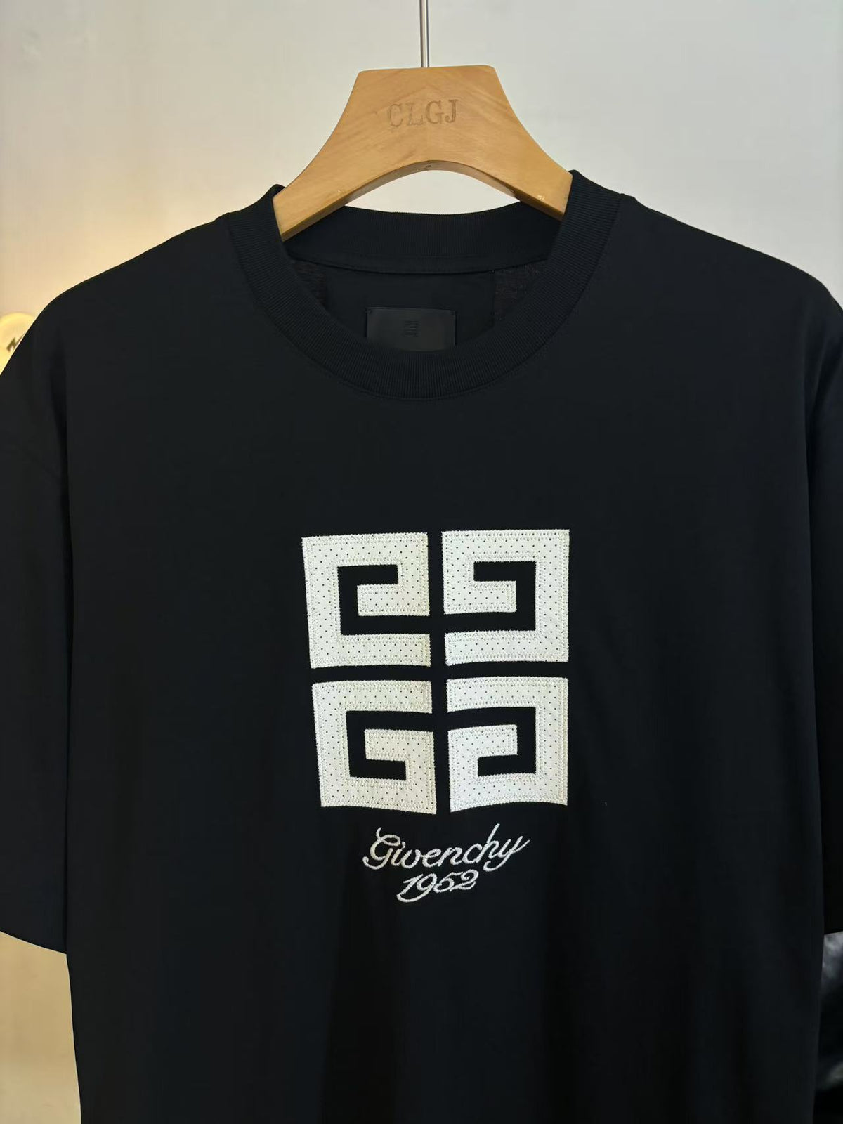 GIV T-shirt 1826031902