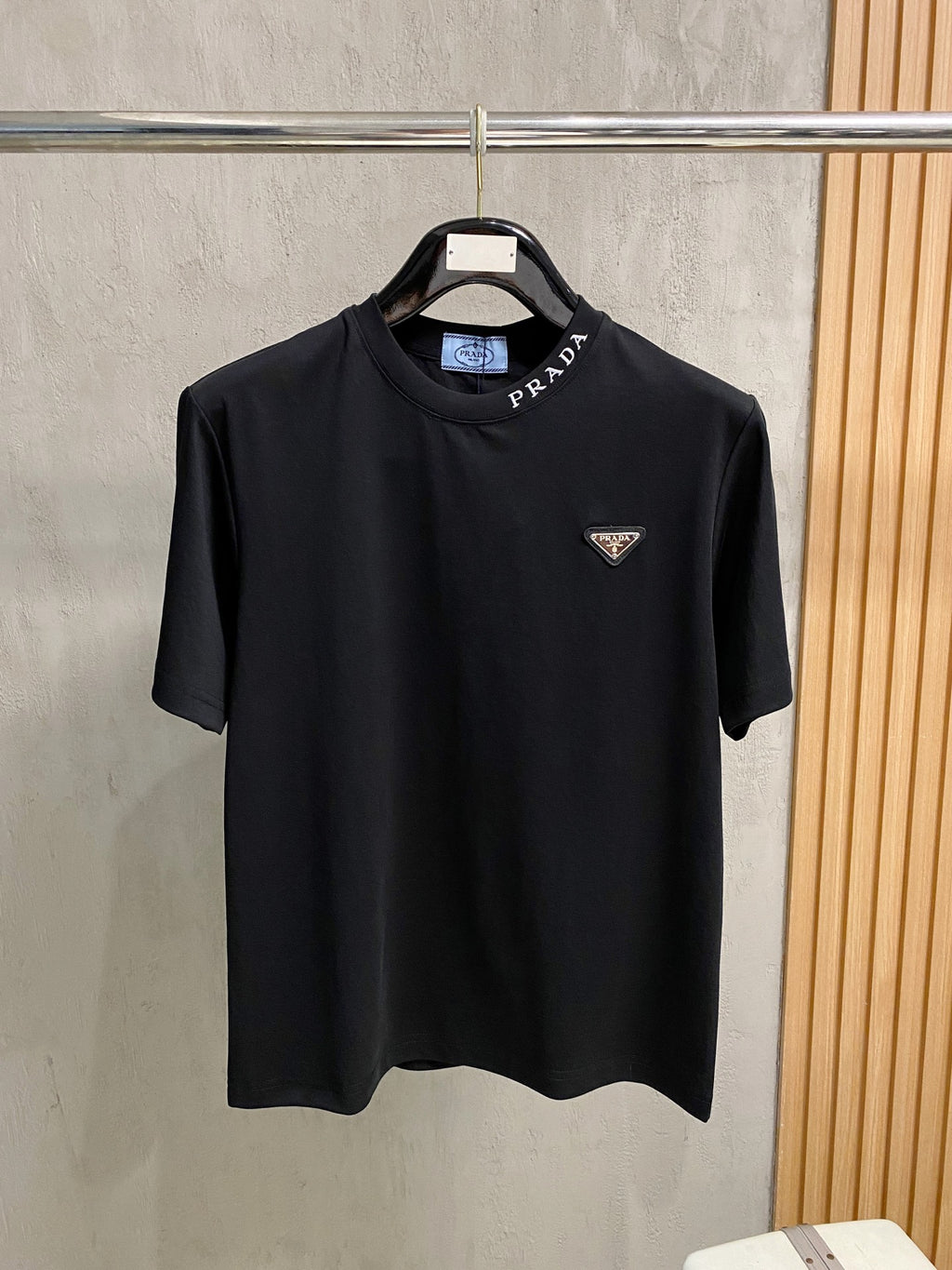 PR Neckline + Embroidered logo T-shirt 1826052701