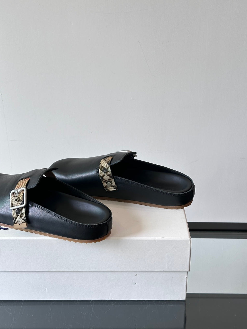 TB Unisex Urchin Clogs 1825120504