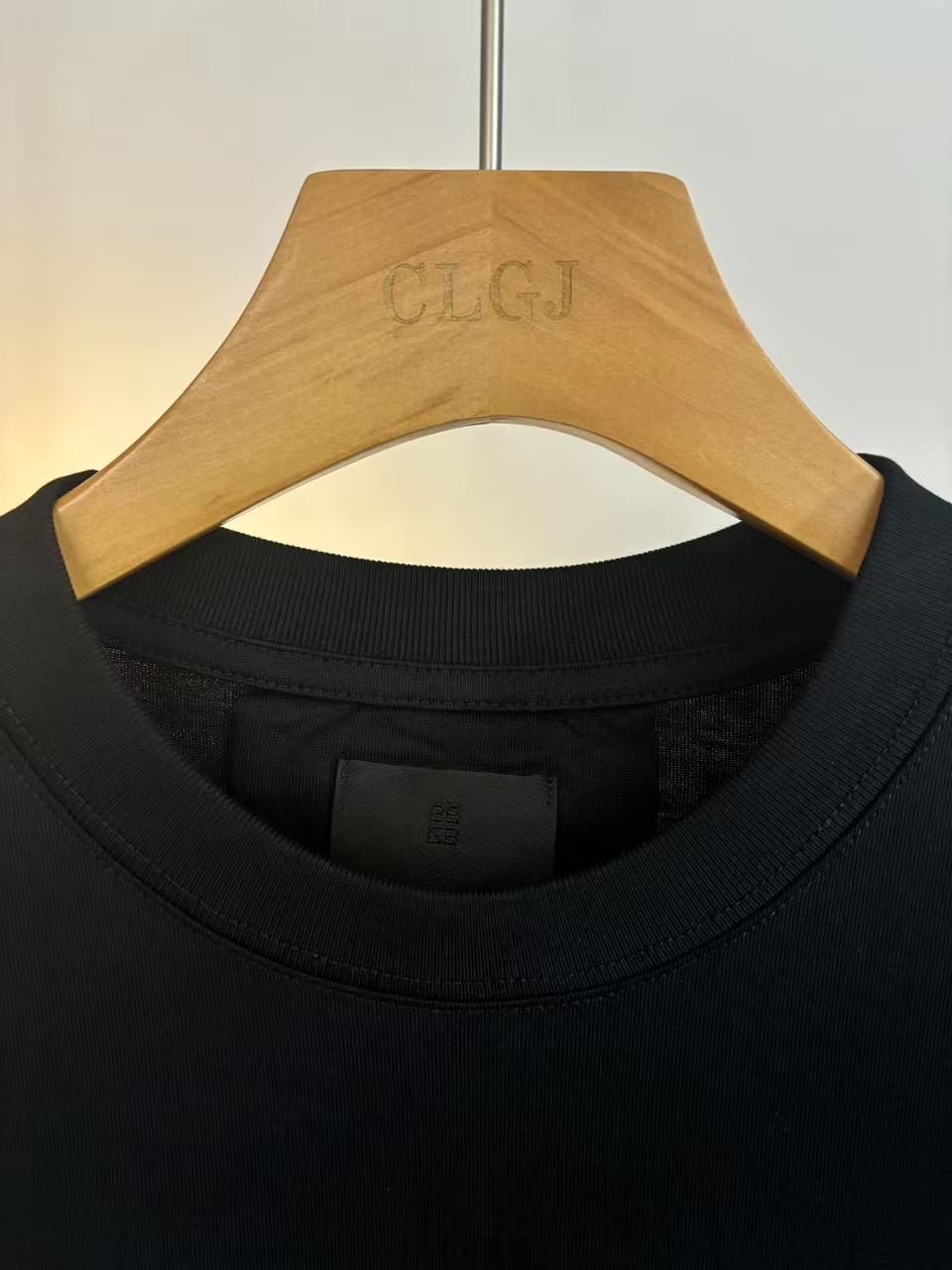 GIV T-shirt 1826031902
