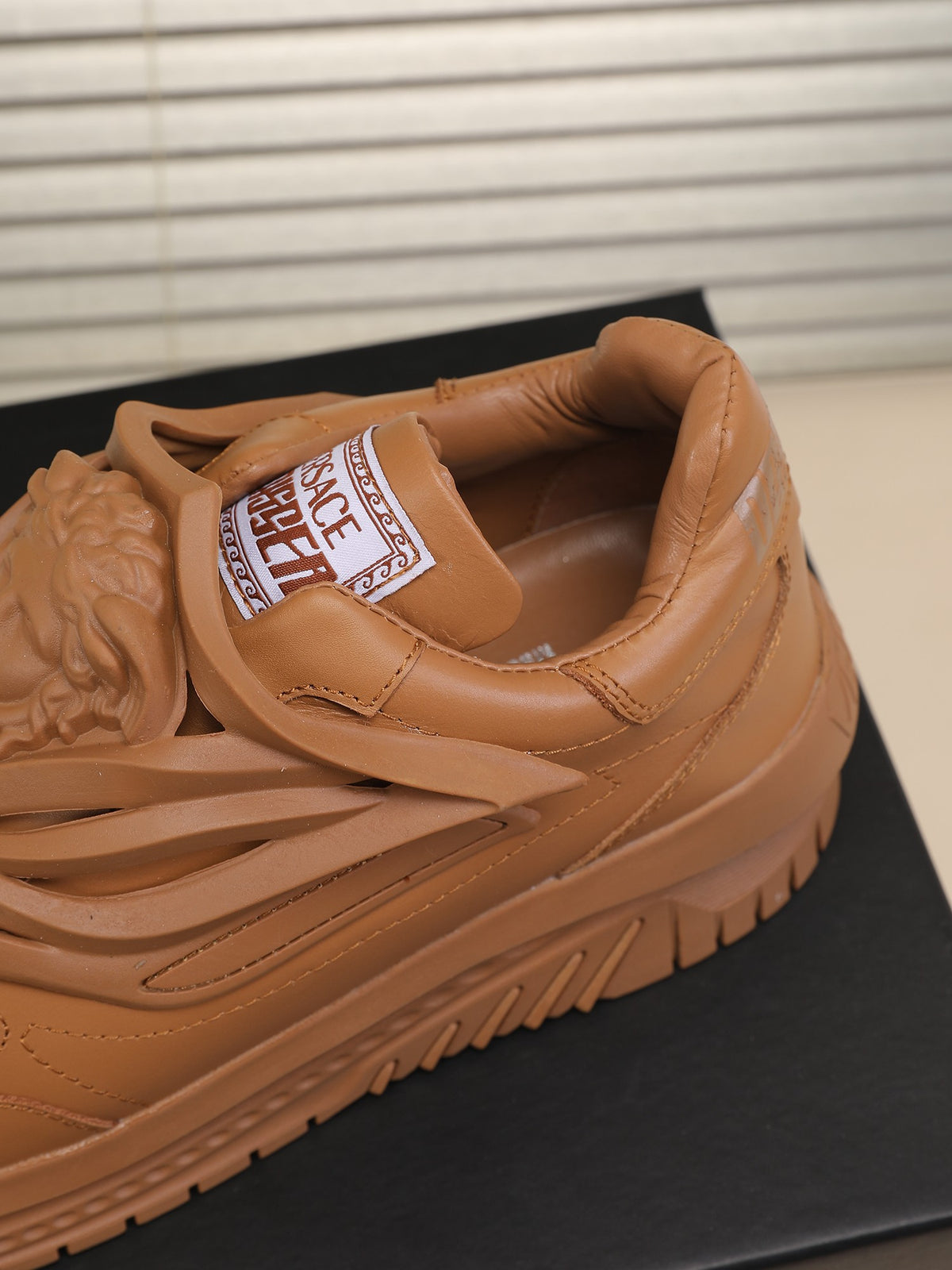 VS Sneakers 1825061911