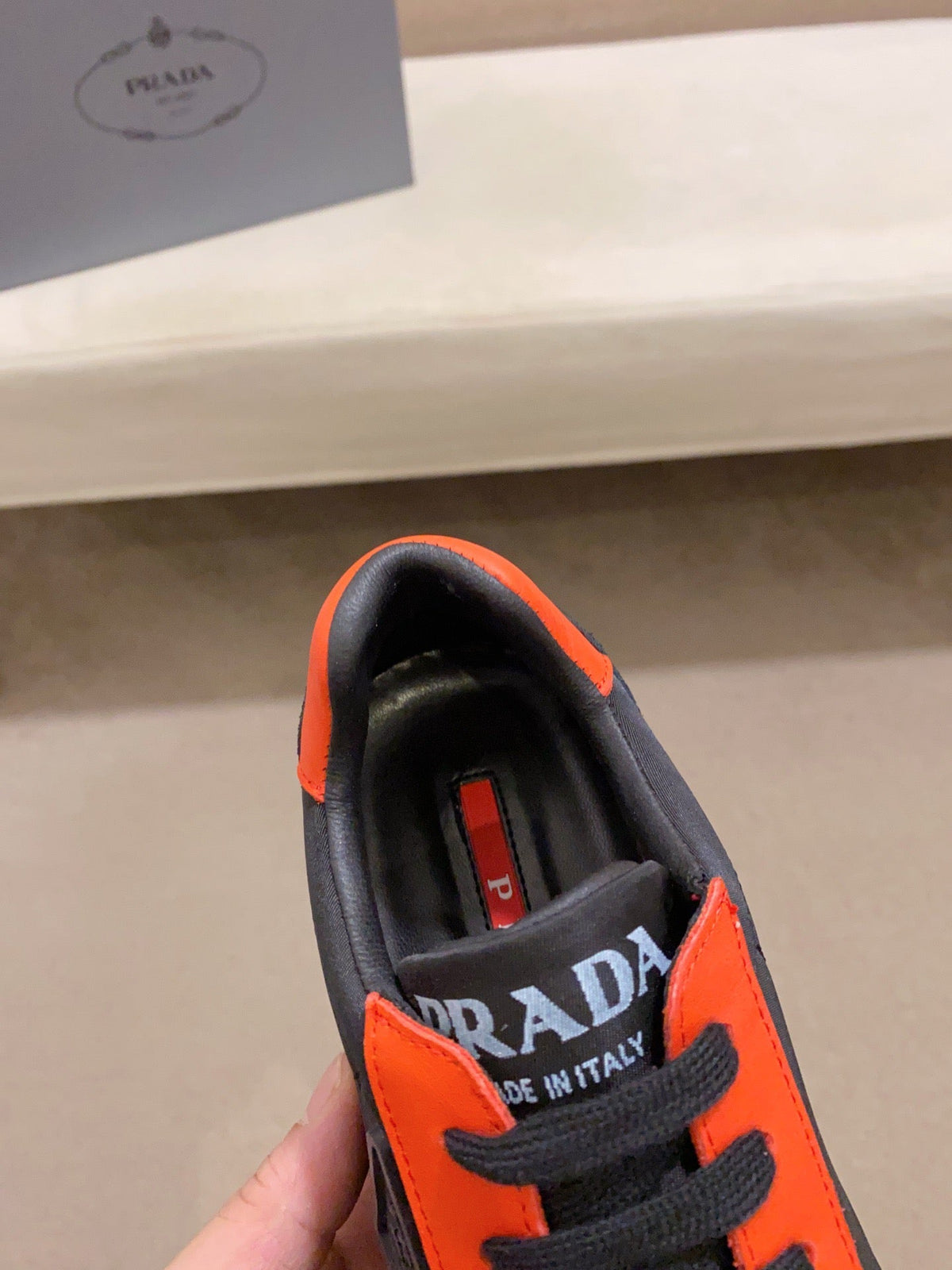 PR sneakers 1825030605