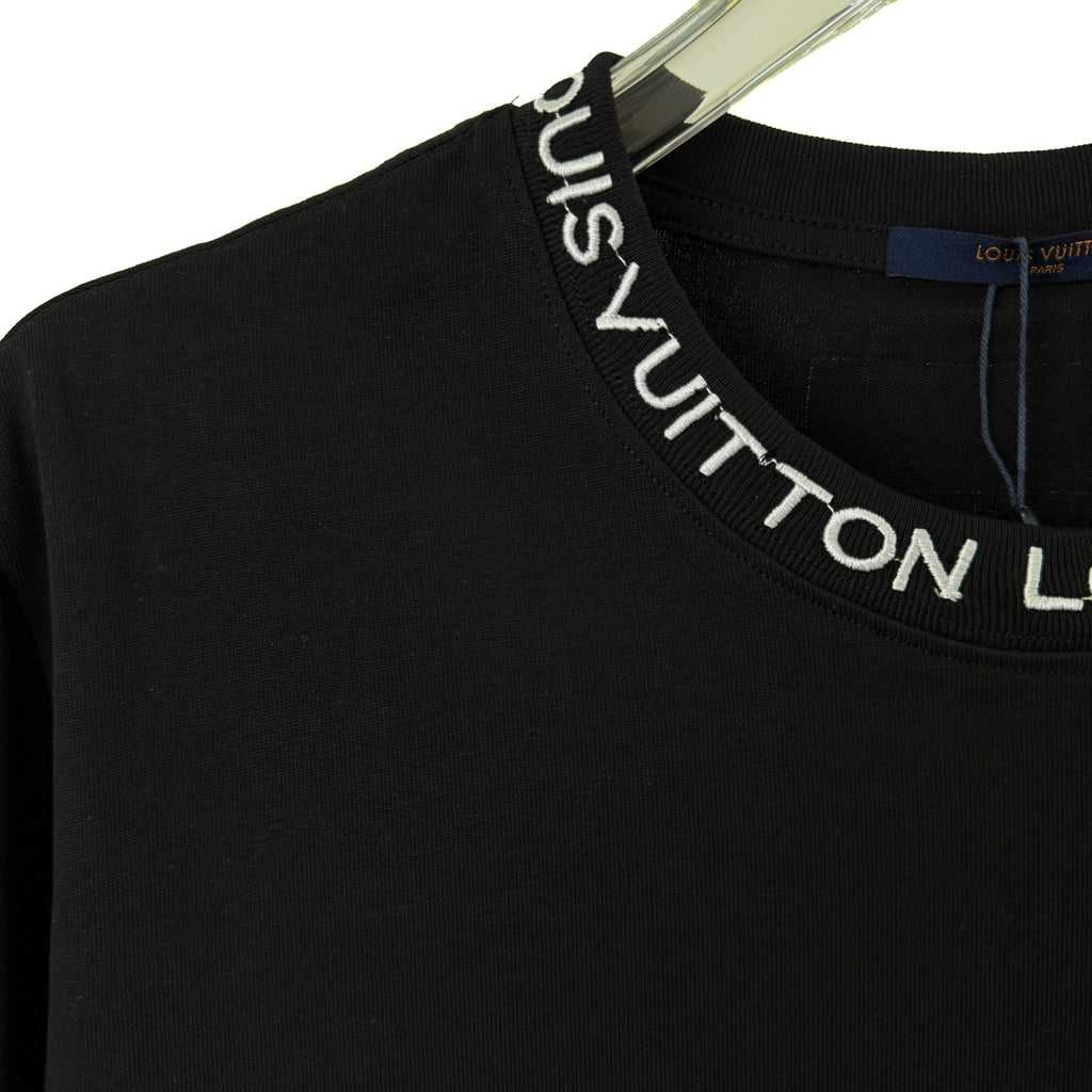 VV Embroidered leather logo T-shirt 1825042507