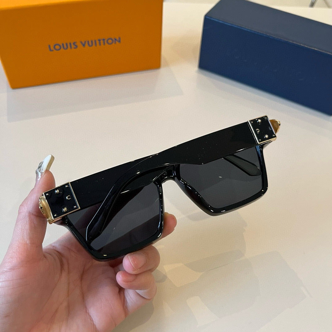 VV Square Full Frame Sunglasses 1825042501