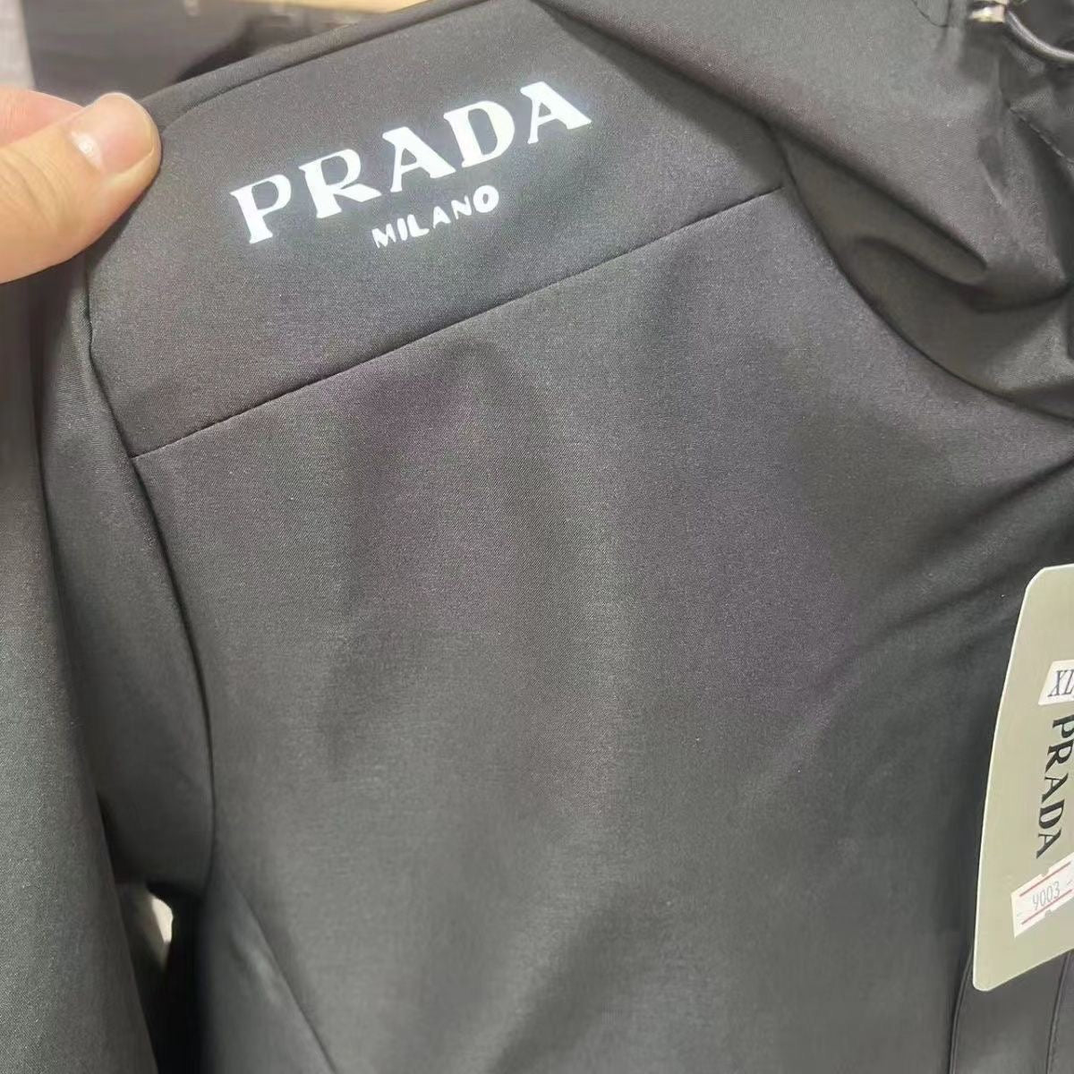 PR Hooded Windbreaker Jacket (Unisex) 1824091002