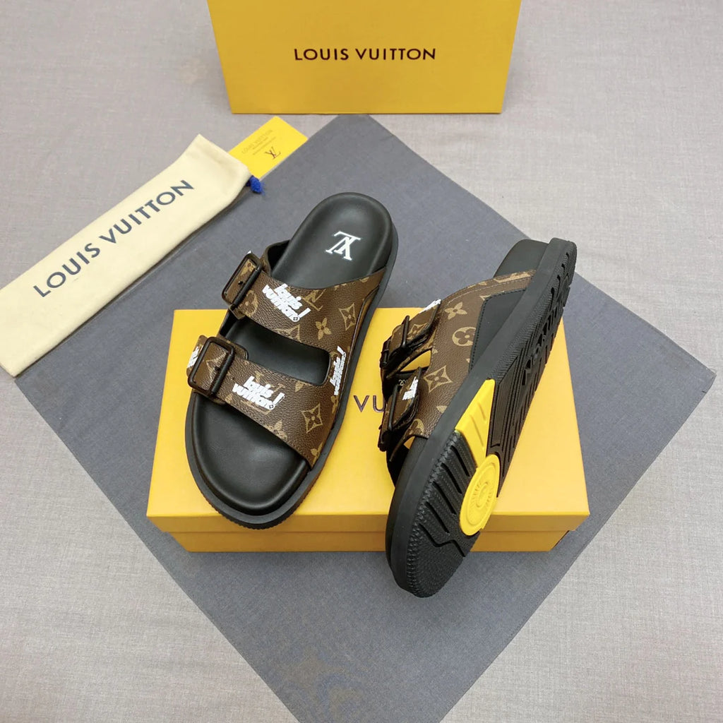 New fashion and casual men's sandals and slippers 1024042615