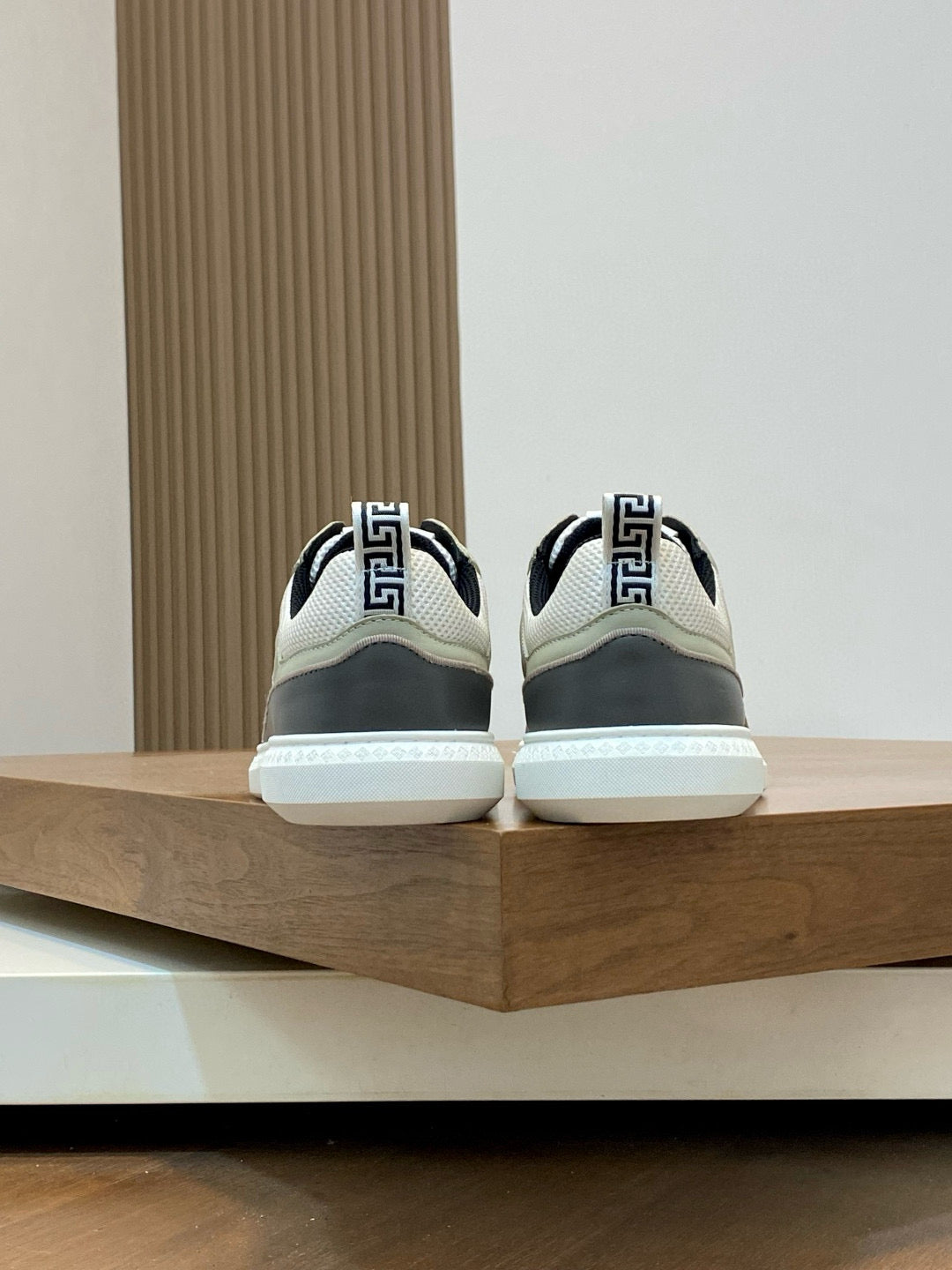 GIV sneakers 1826012801