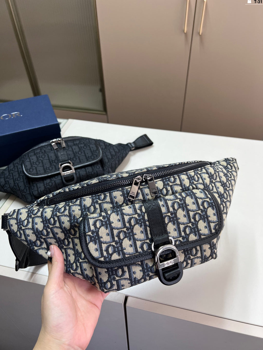 Oblique jacquard DD embroidery knitted waist bag chest bag 1825052323