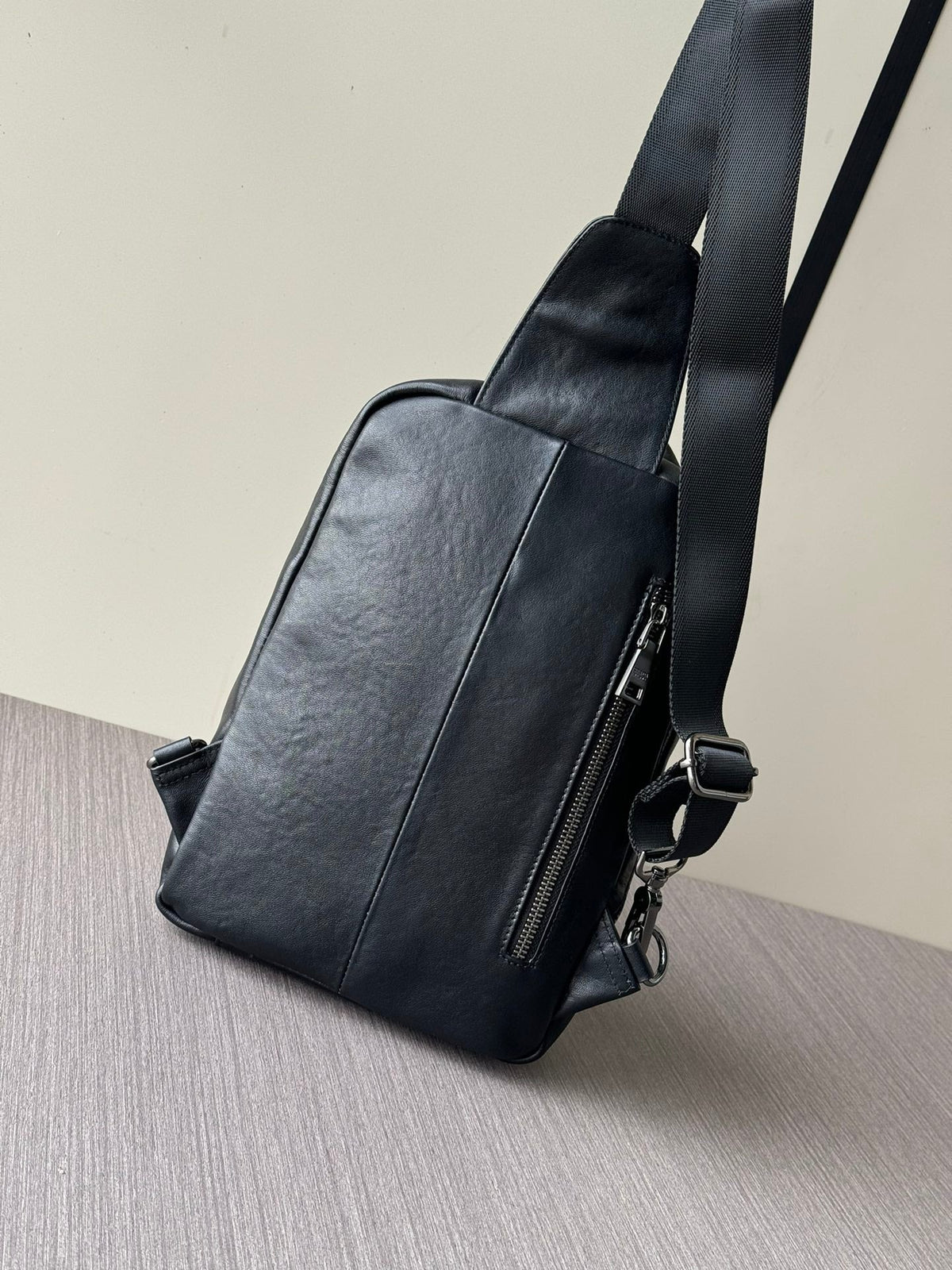 PD Full leather chest bag/crossbody bag 1825111305