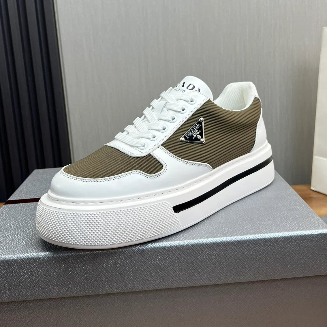 Luxury Men's Casual Sneakers 1025021008