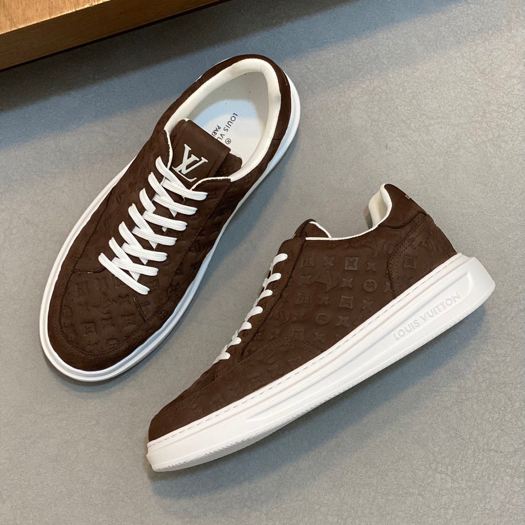 L Casual embossed sneakers 1824081201