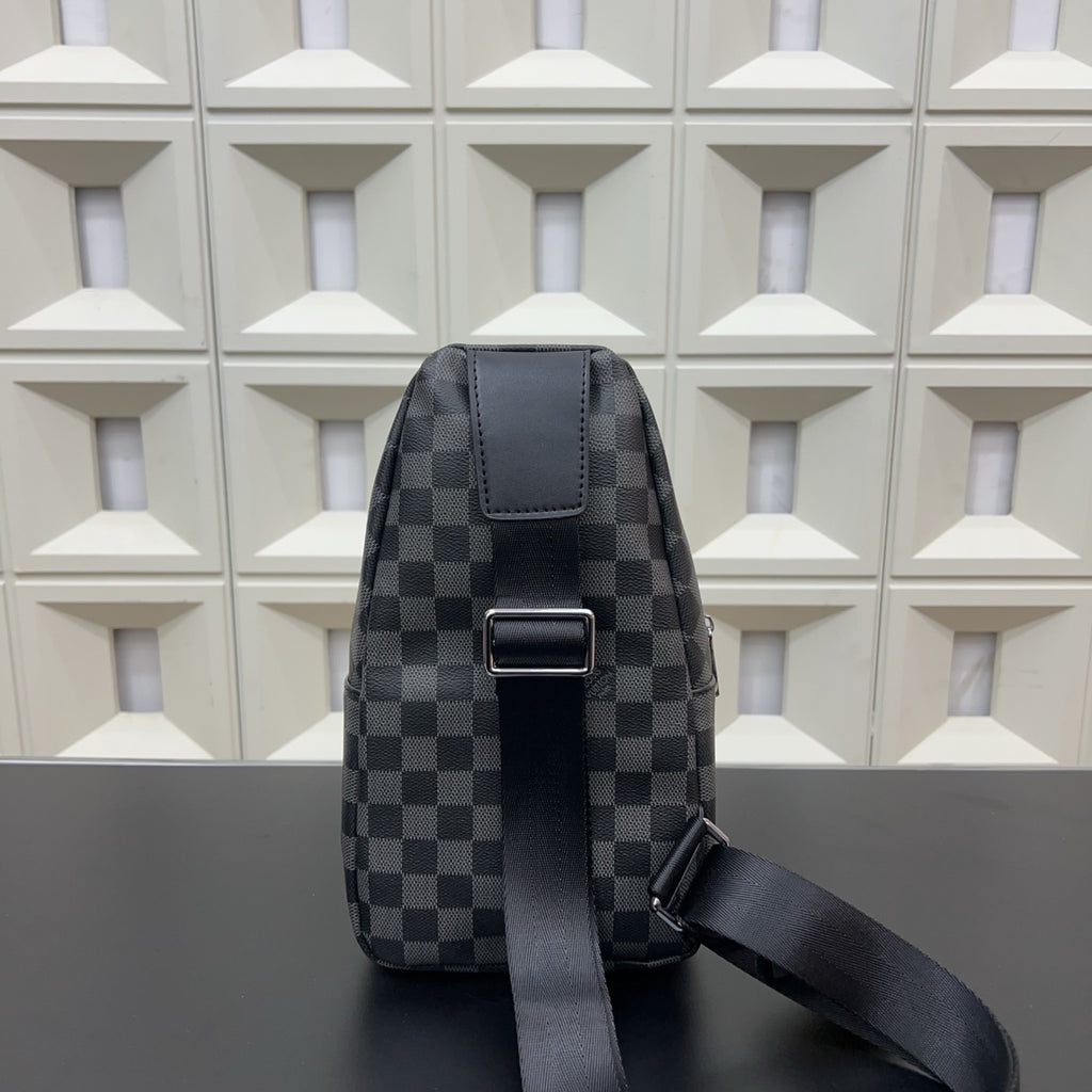 VV chest bag 1825111307