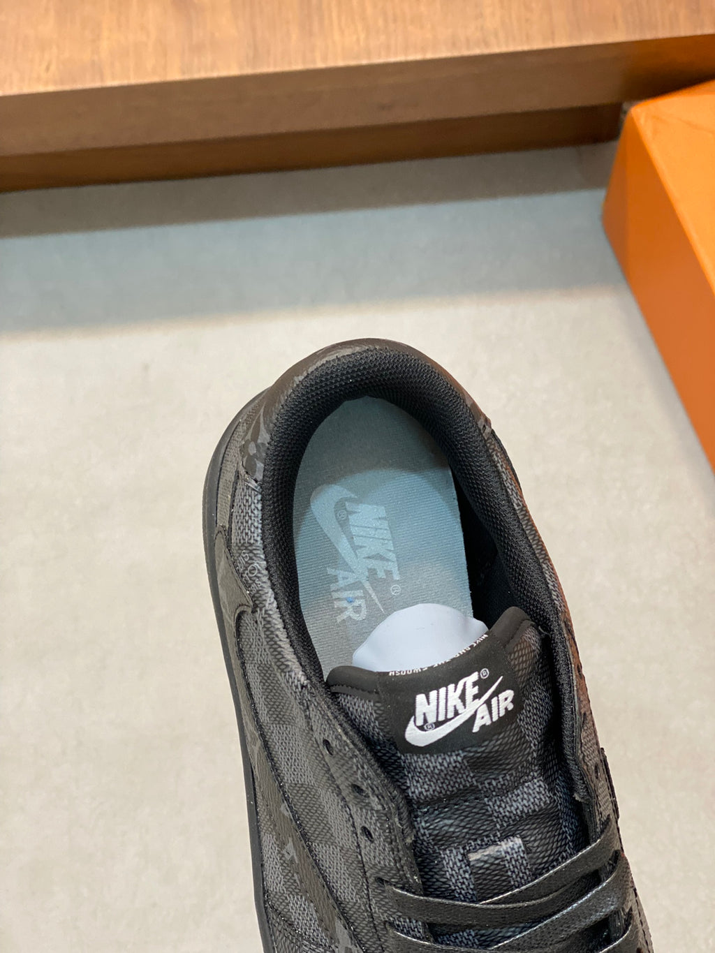 V&N Collaboration Sneakers 1826012307