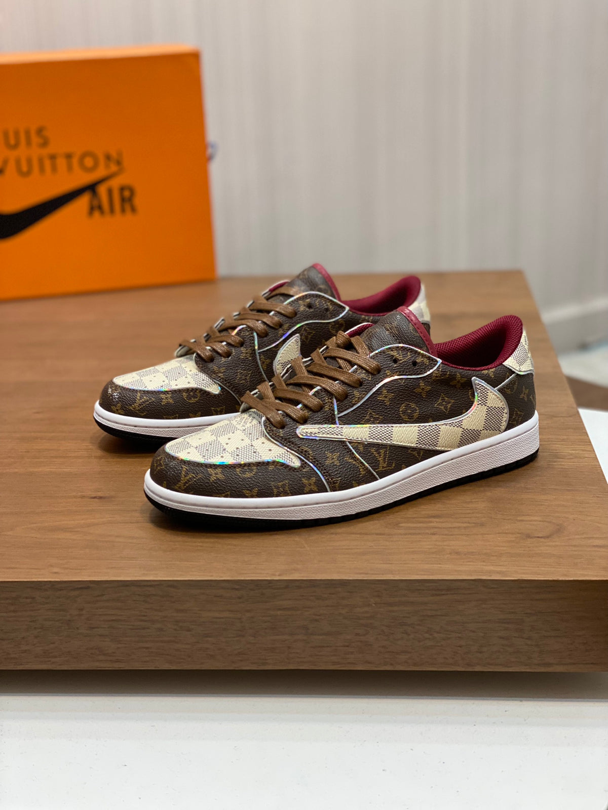 V&N Collaboration Sneakers 1826012307