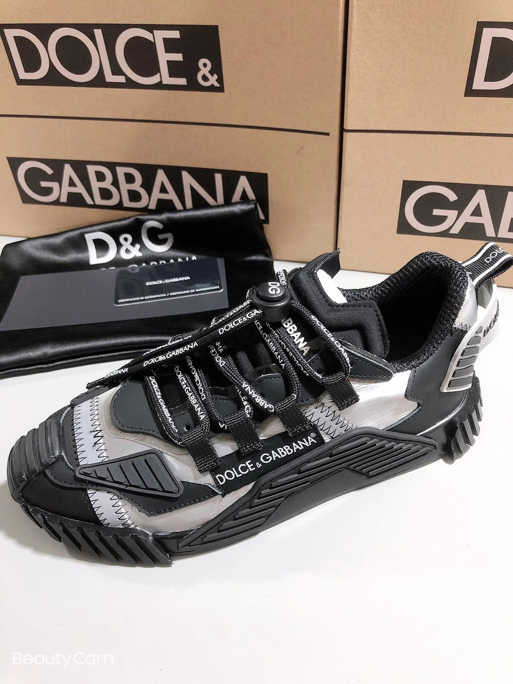 DG sneakers 1825032004