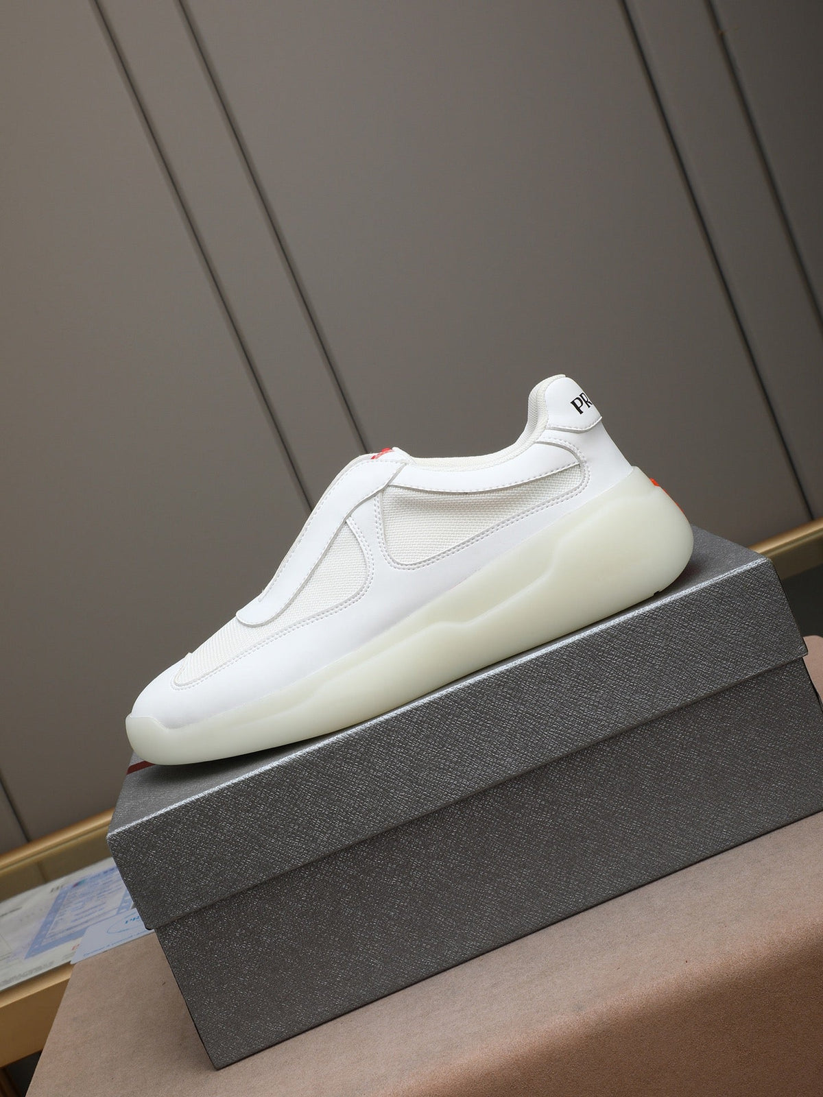 PR sneakers 1826051403