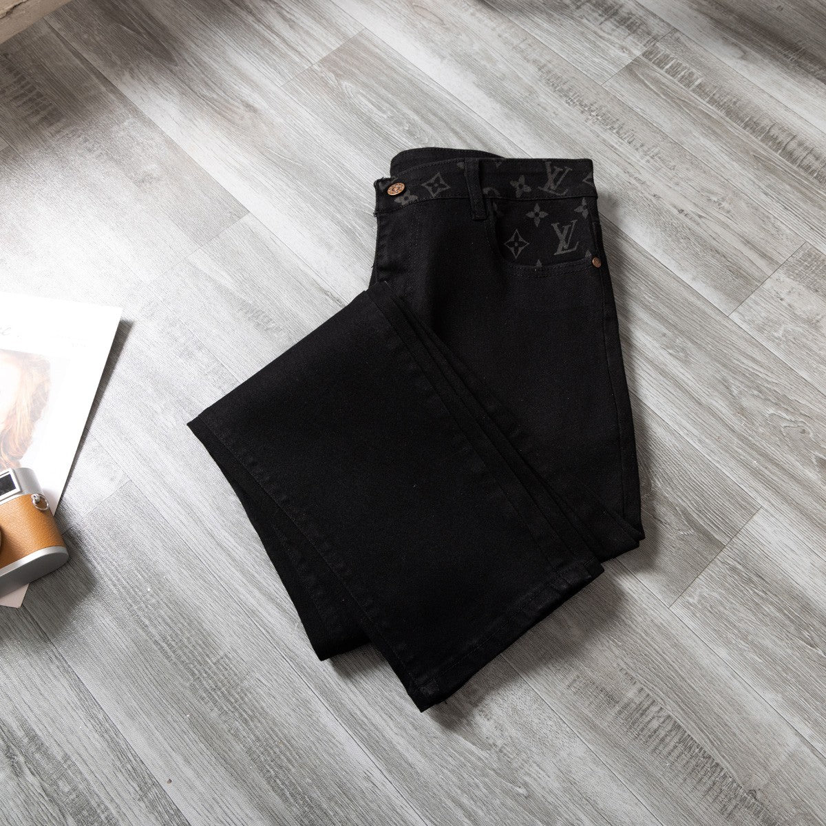 VV Washed stretch jeans 1825051402