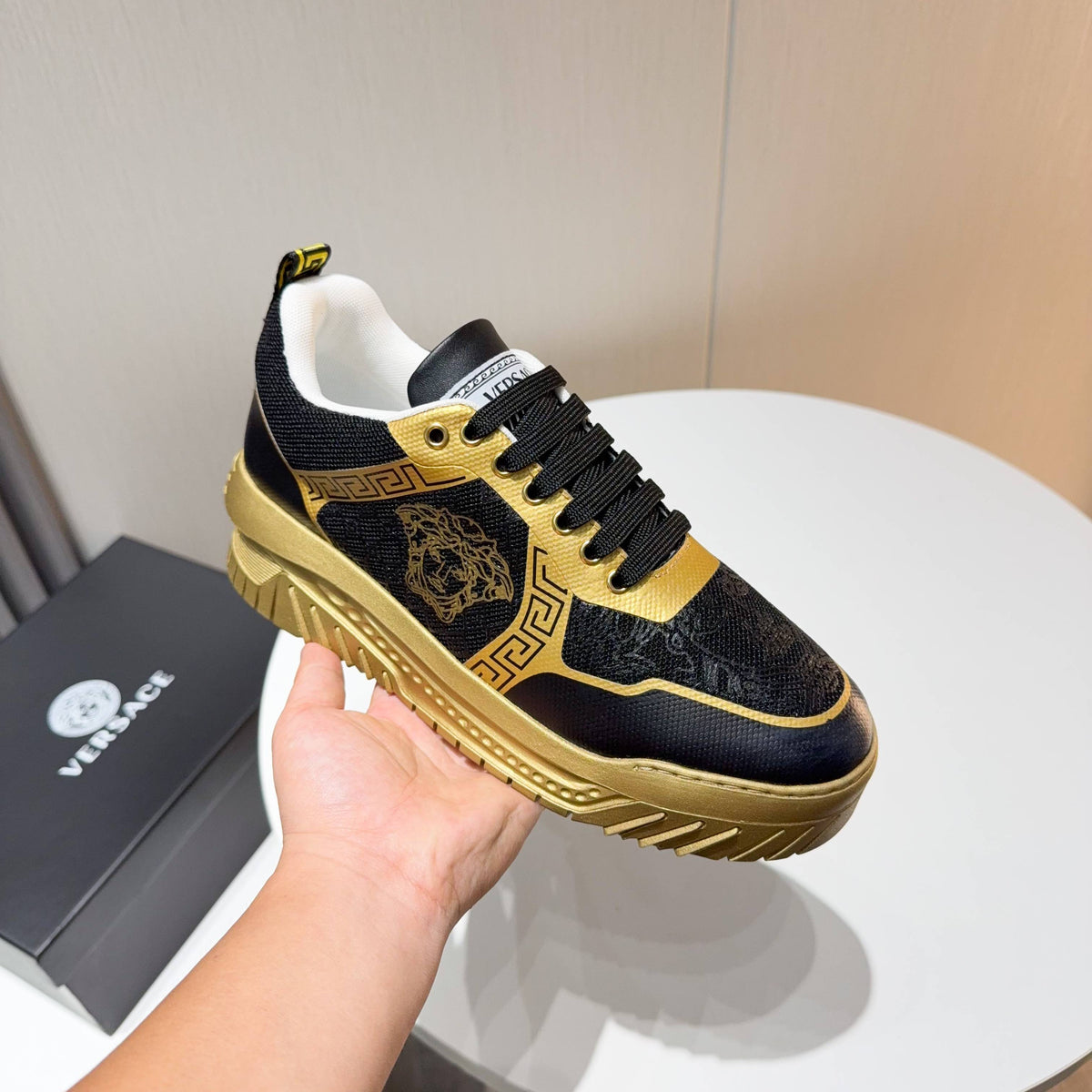 VS Sneakers 1826030902