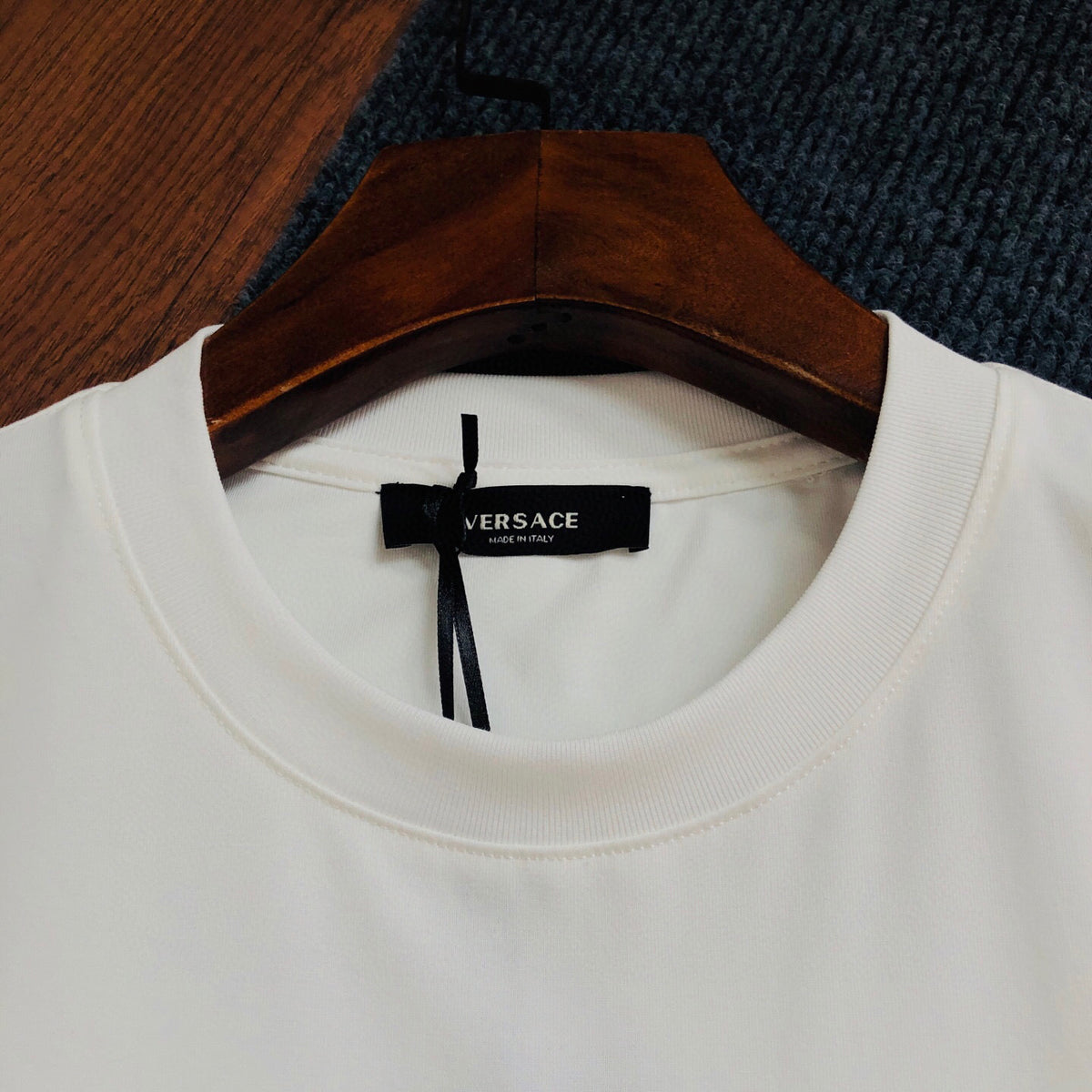 VS 2026 Spring/Summer New Classic Embroidered Logo Short-Sleeve T-Shirt 1826051501