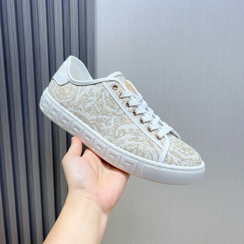 VS Barocco Greca Trainers 1825061913
