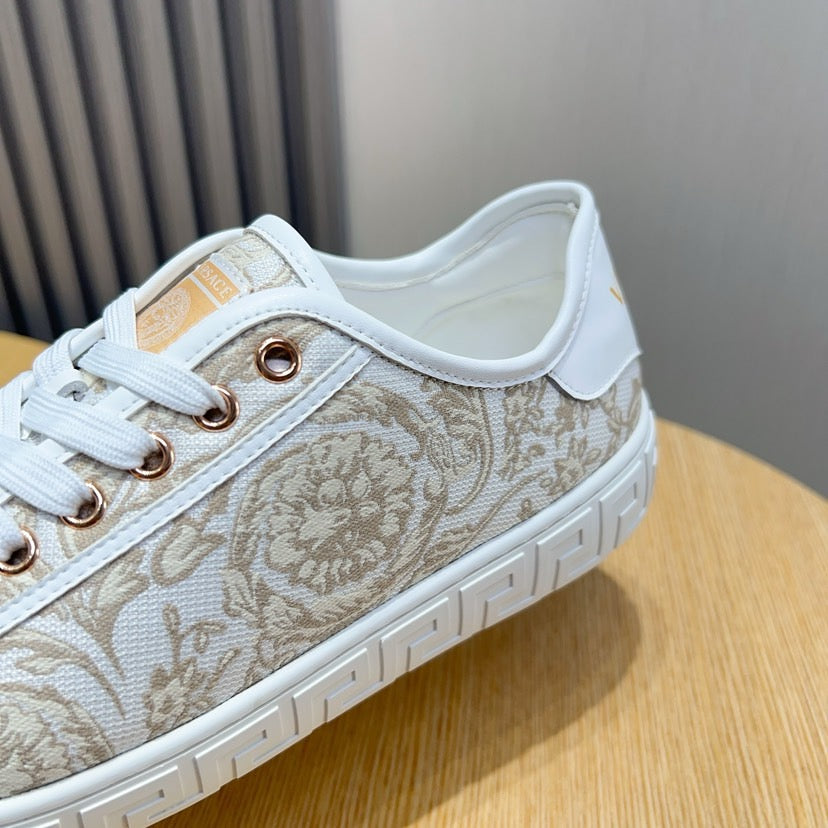VS Barocco Greca Trainers 1825061913