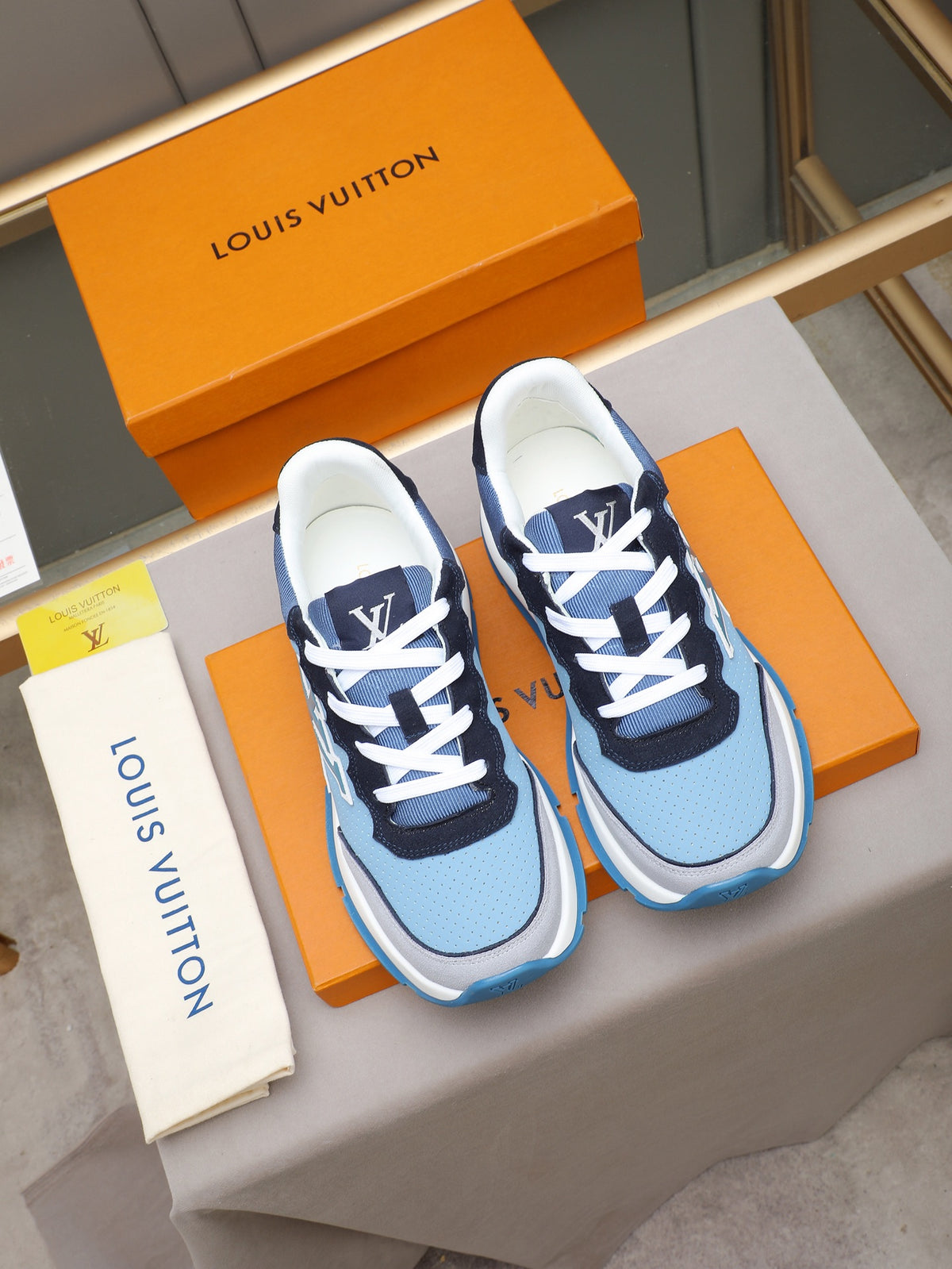 VV sneakers 1825122507
