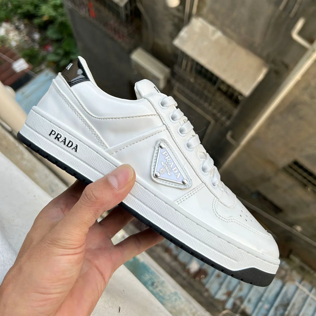 P New Women's and Men's Shoes Casual Shoes Triangle Buckle Lace-up Sneakers 1024060508