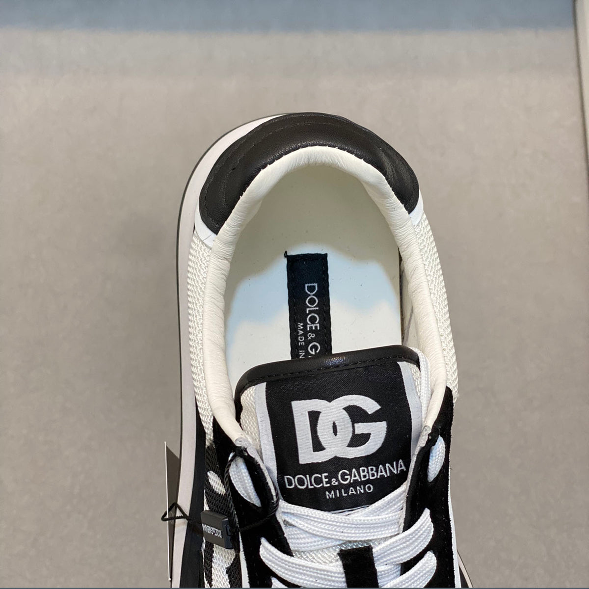 D&G New cowhide lining TPR elastic outsole sneakers XC24092813