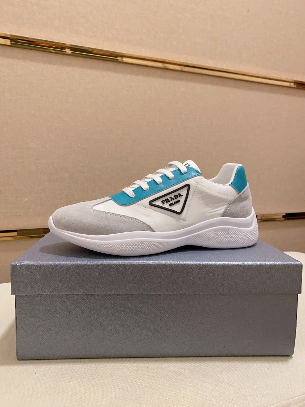 PR sneakers 1825030605