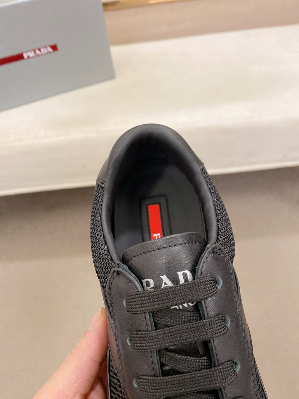 PR  sneakers 1825052022