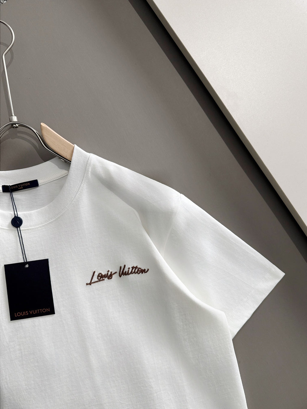 VV T-shirt 1826060505