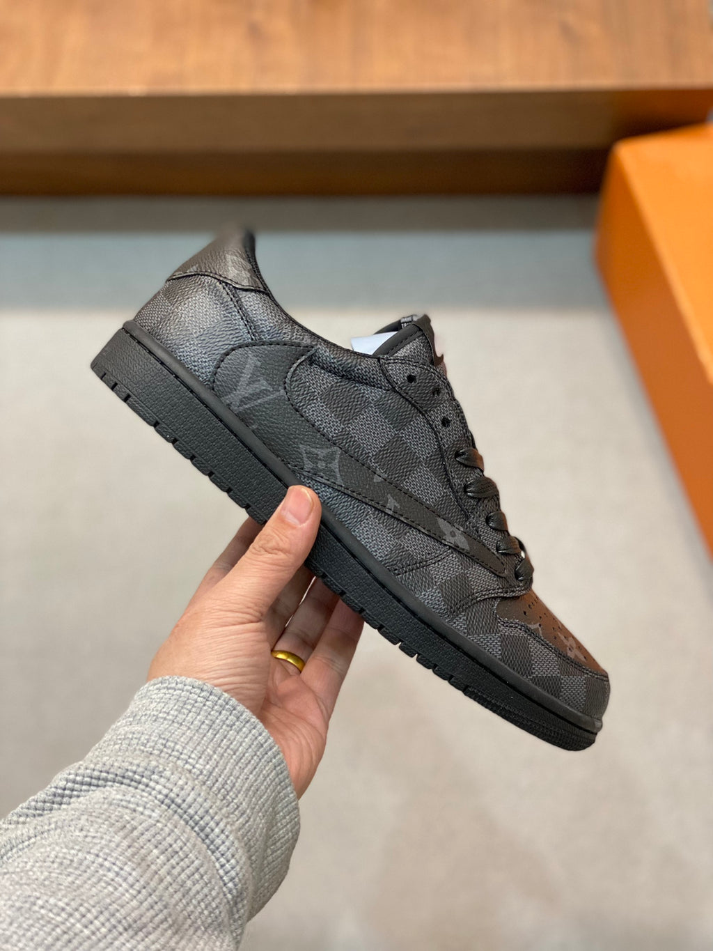 V&N Collaboration Sneakers 1826012307