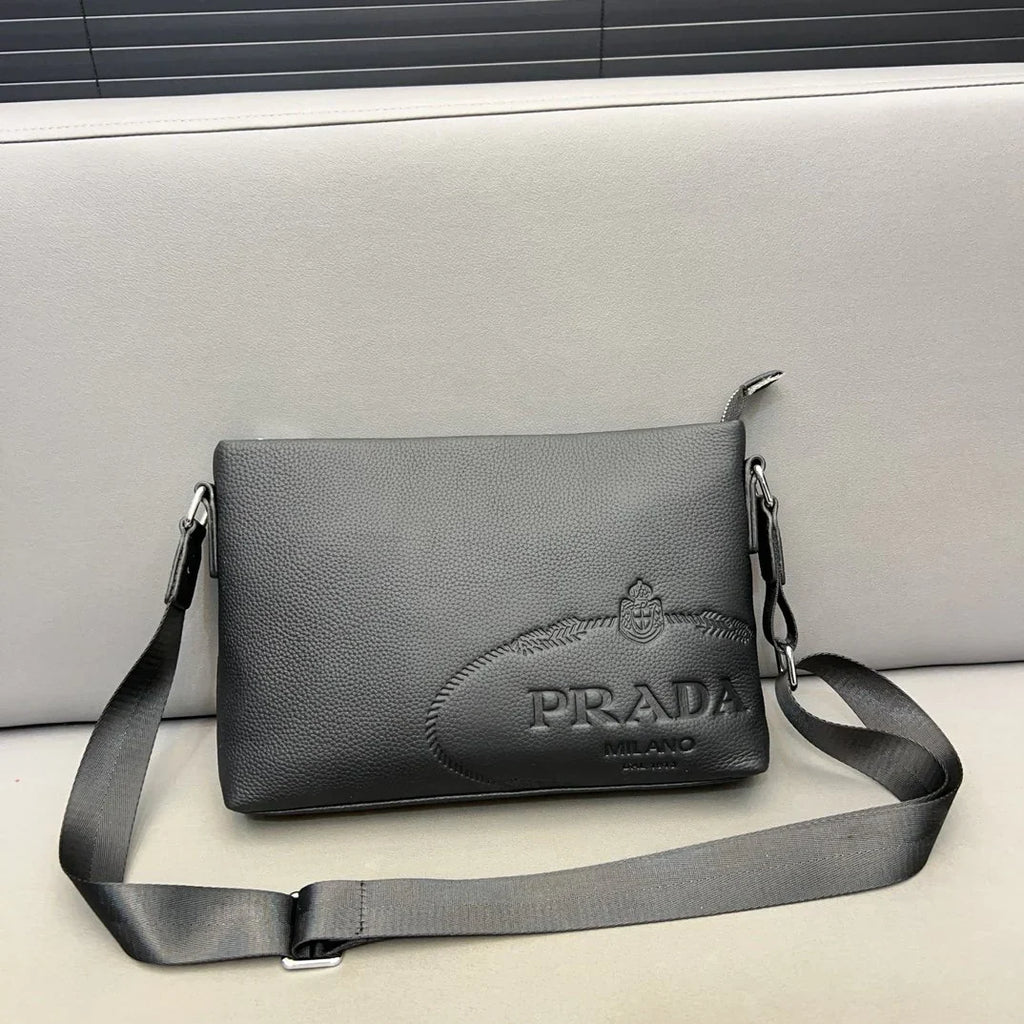 New fashion men's versatile crossbody bag 1024011016