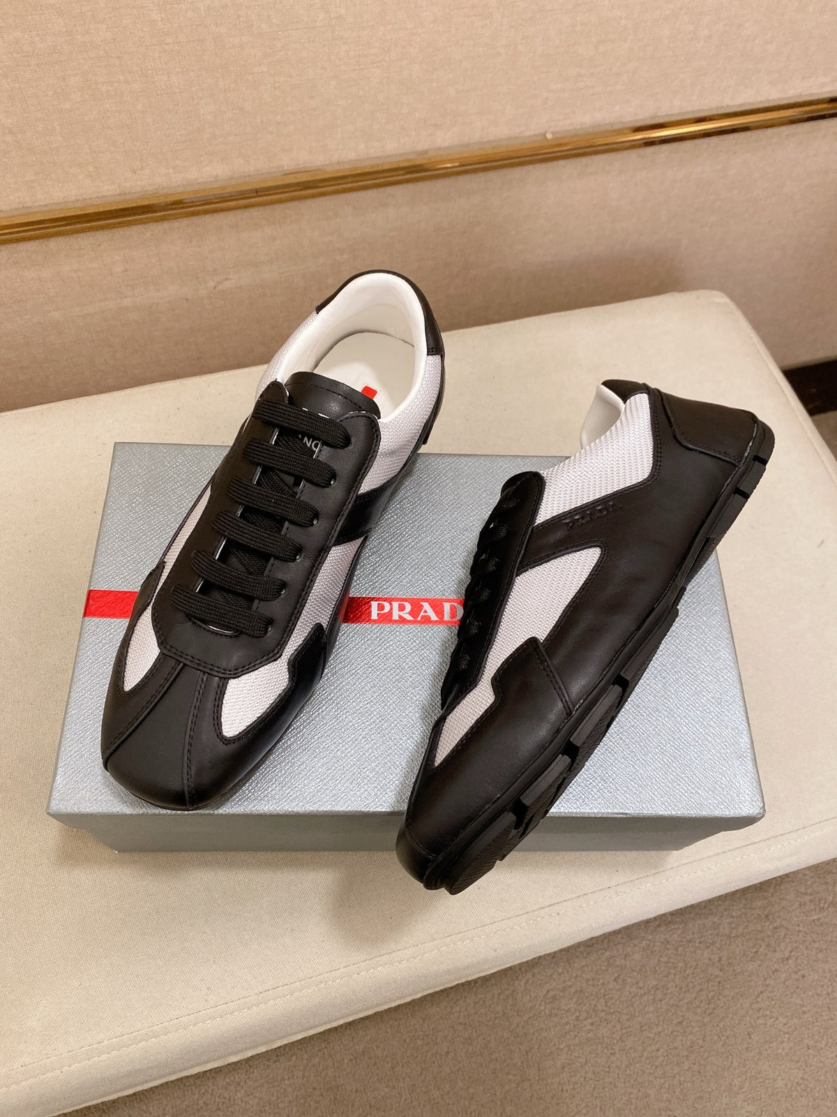 PR  sneakers 1825052022