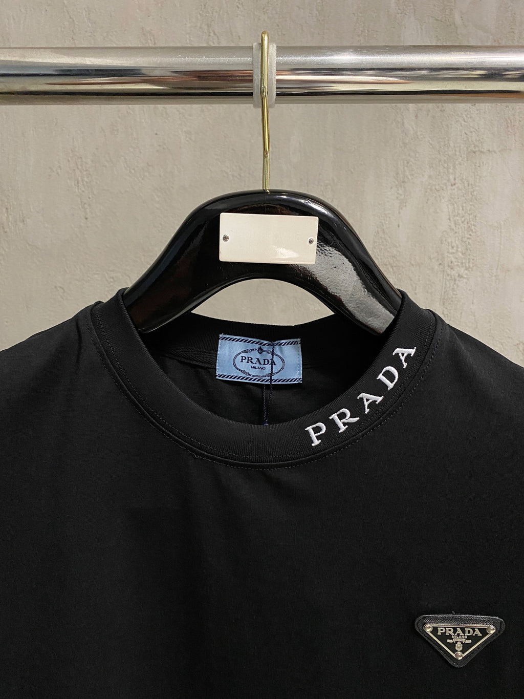 PR Neckline + Embroidered logo T-shirt 1826052701