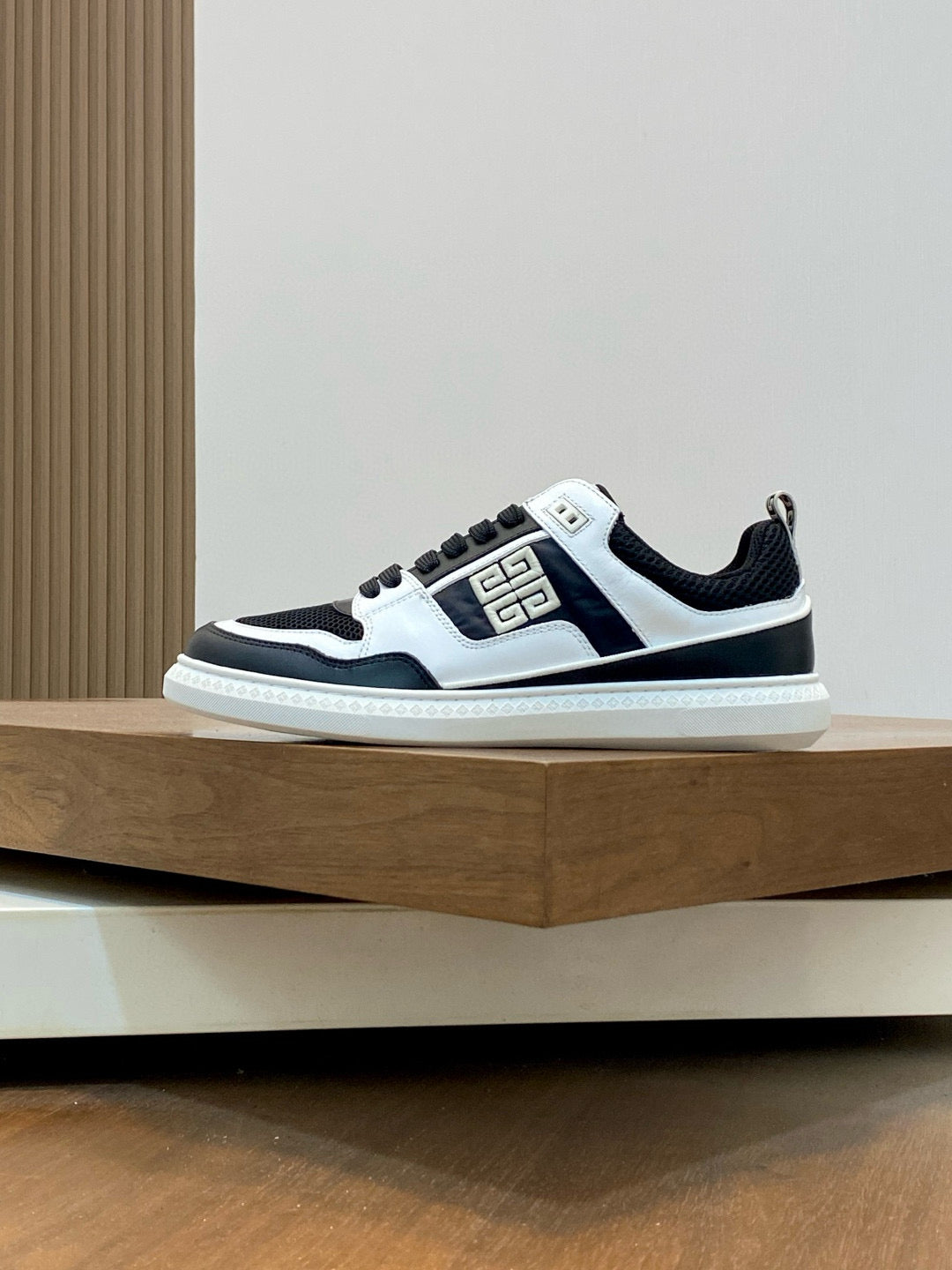 GIV sneakers 1826012801