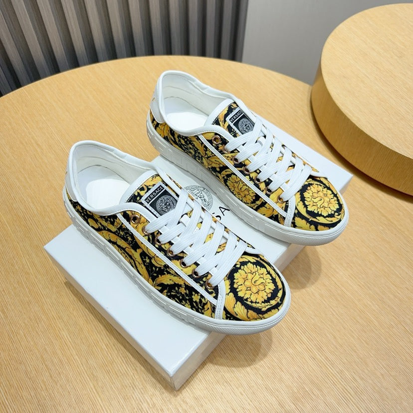 VS Barocco Greca Trainers 1825061913