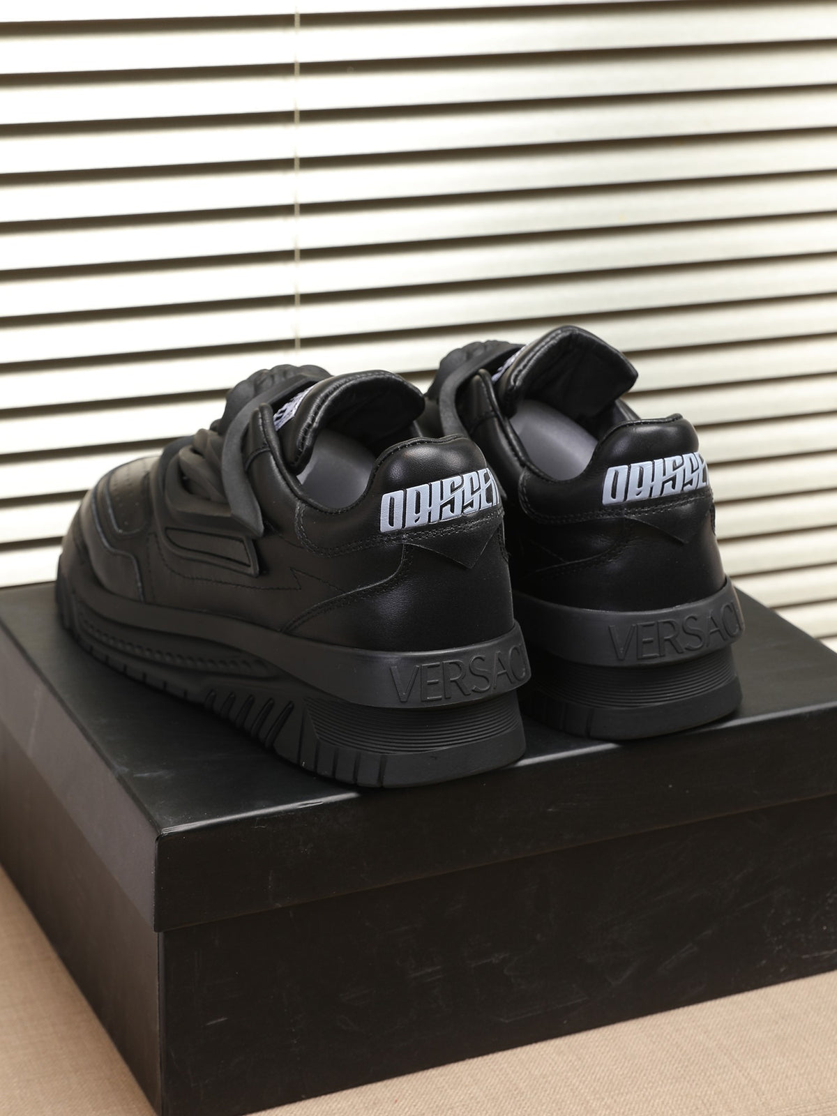 VS Sneakers 1825061911