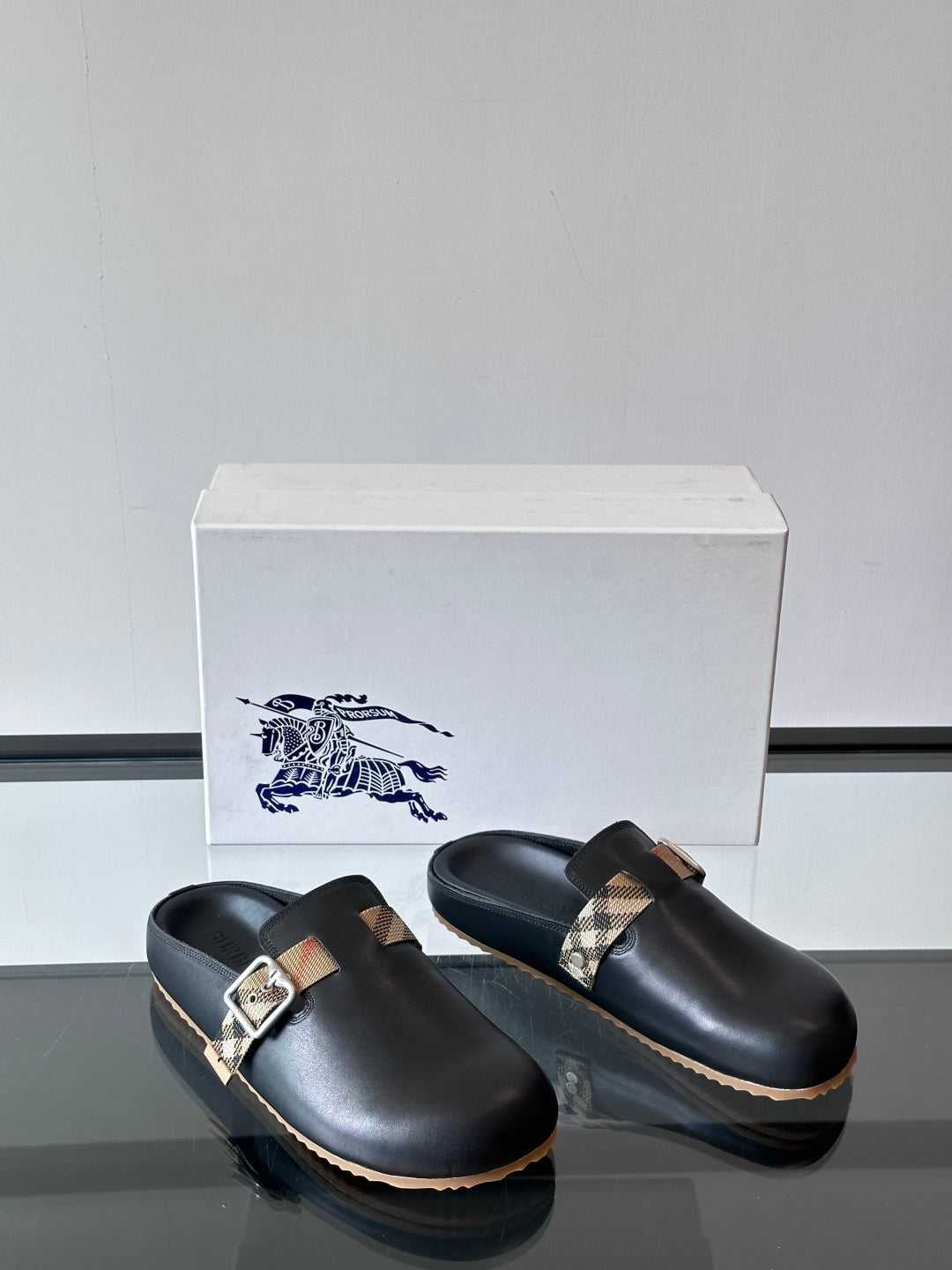 TB Unisex Urchin Clogs 1825120504