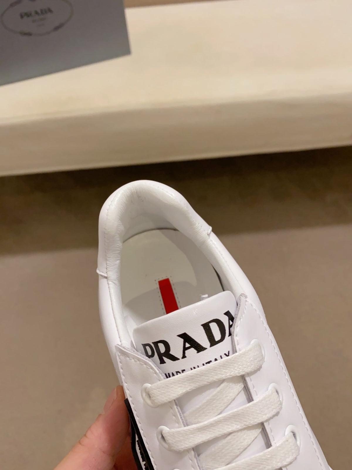 PR sneakers 1825030605