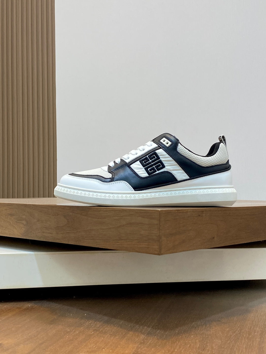 GIV sneakers 1826012801